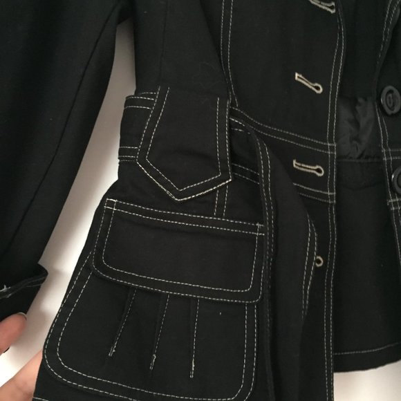 CELINE K, GORGEOUS BLACK JEAN BELTED JACKET, SZ. 4 - Picture 3 of 10